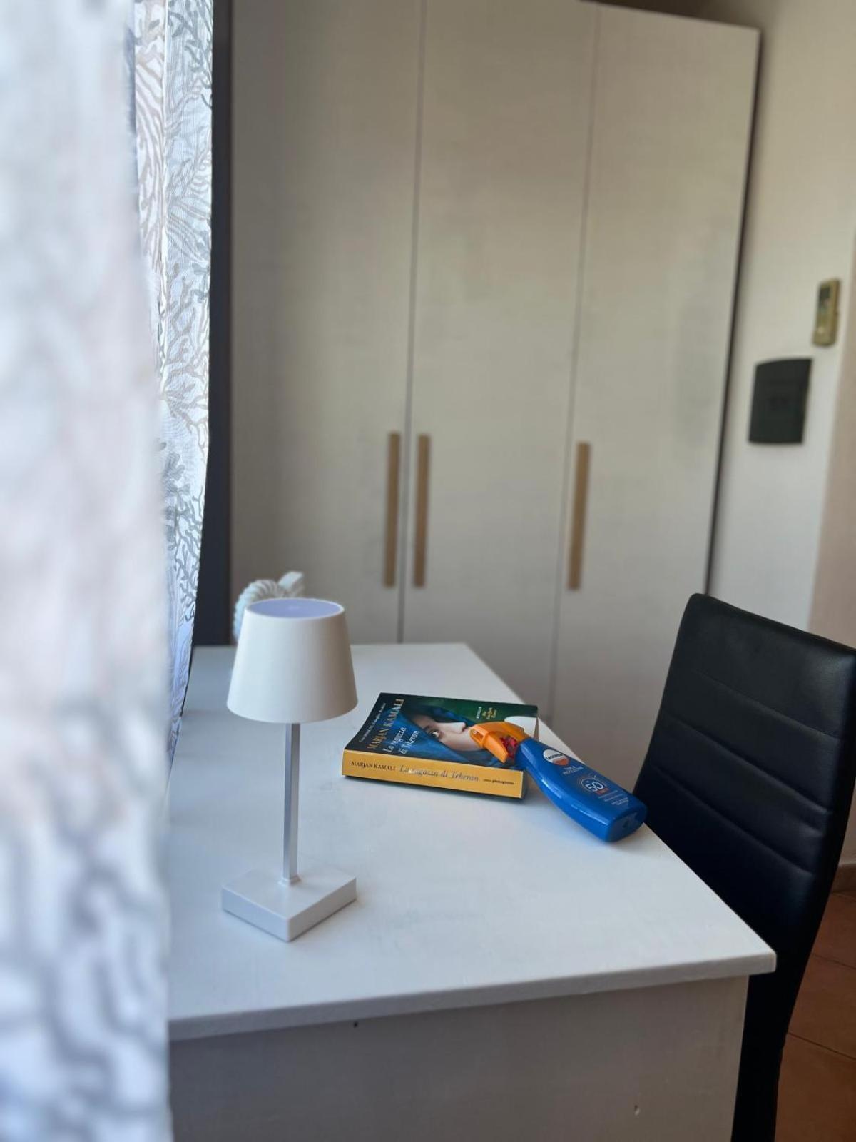 Il Canarino Affittacamere La Caletta Buitenkant foto